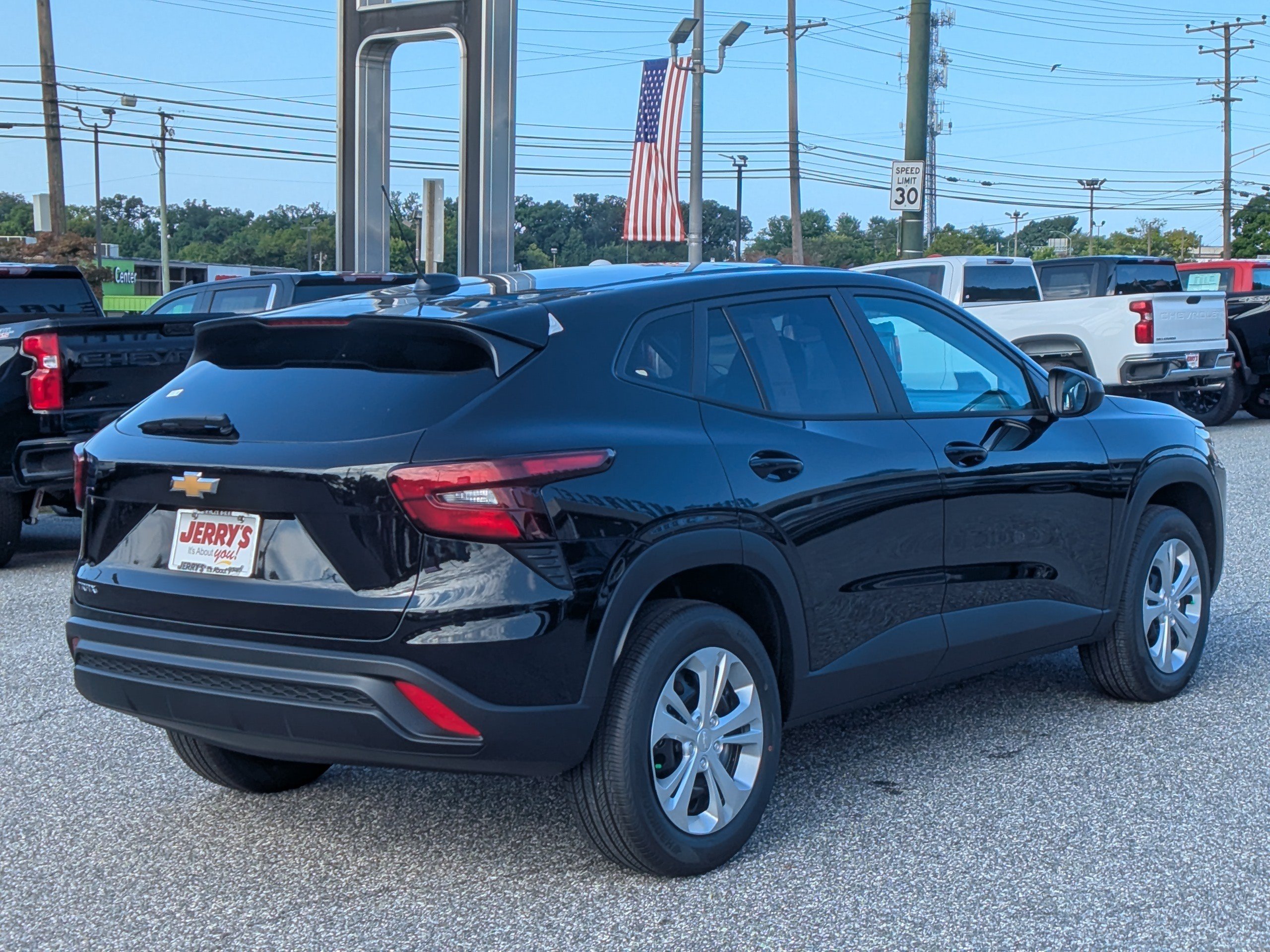New 2026 Chevrolet Trax LS FWD image 9