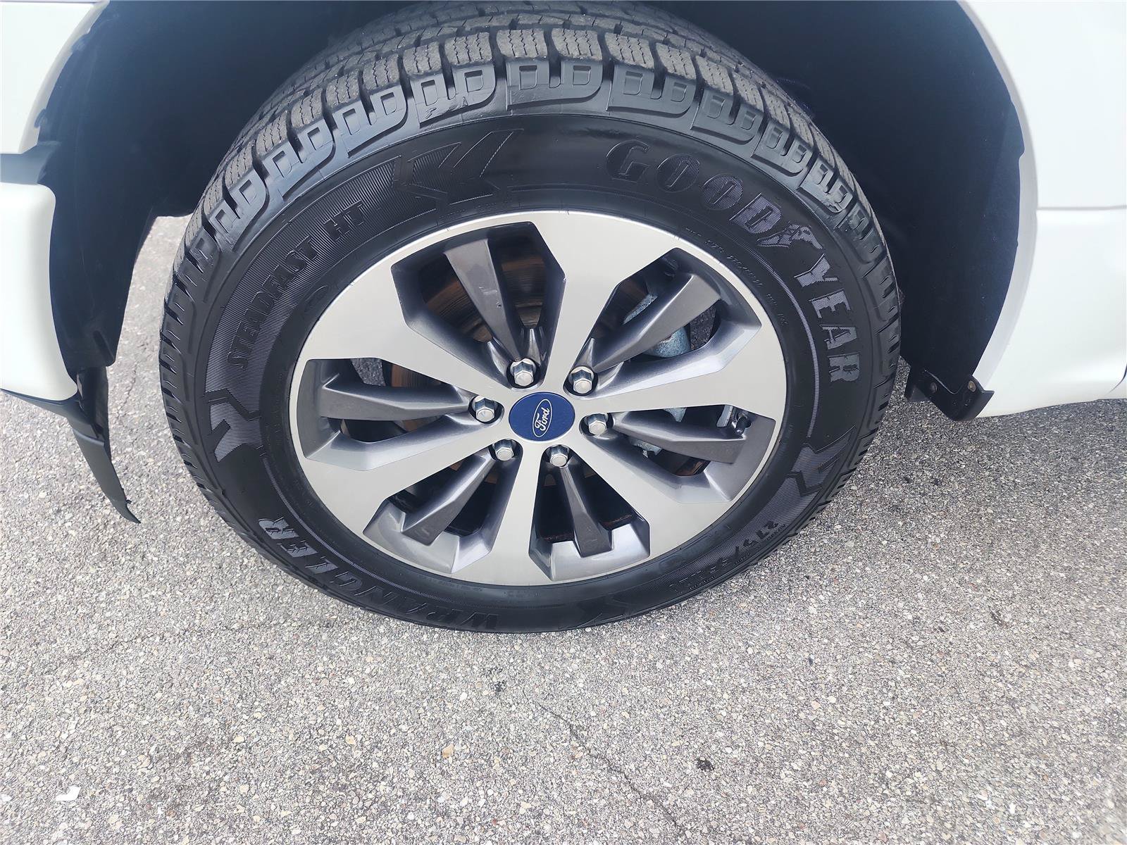 Certified 2019 Ford F150 XL w/ Equipment Group 101A Mid RWD image 9