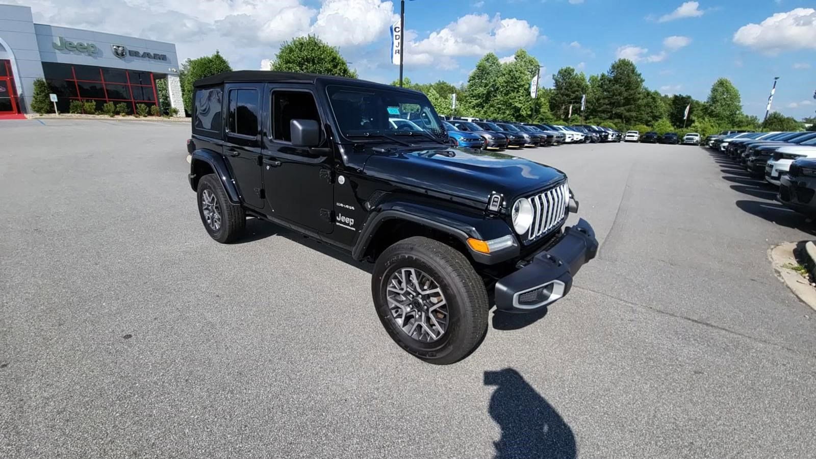 Used 2024 Jeep Wrangler Sahara w/ Safety Group image 4