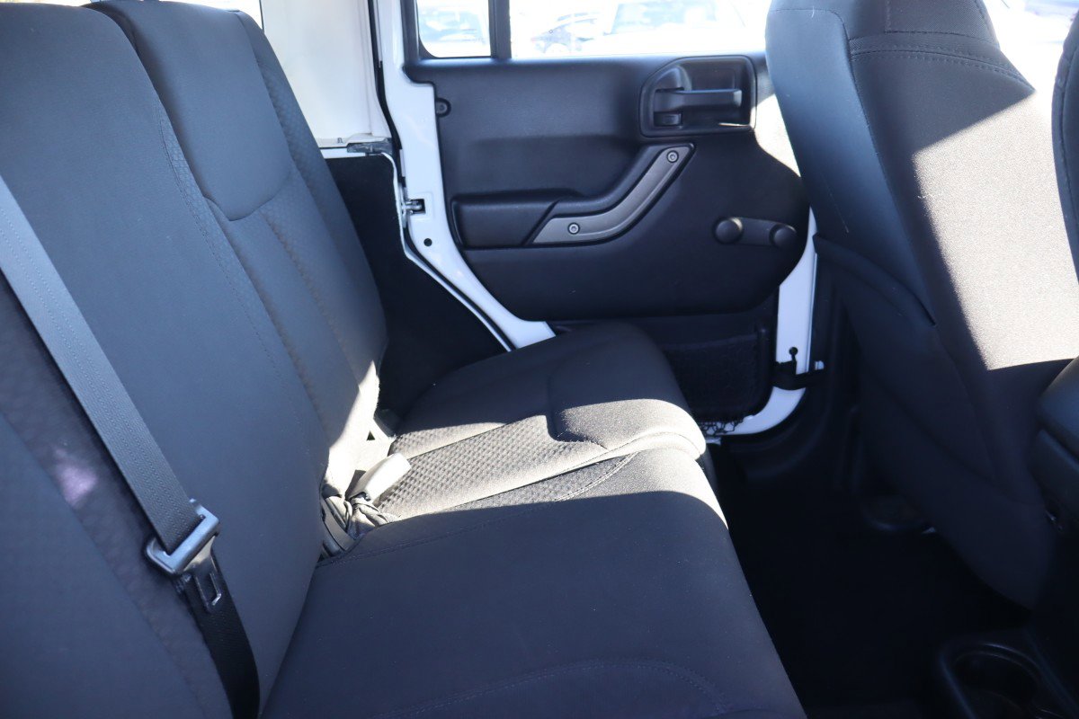Used 2016 Jeep Wrangler Unlimited Sport image 13