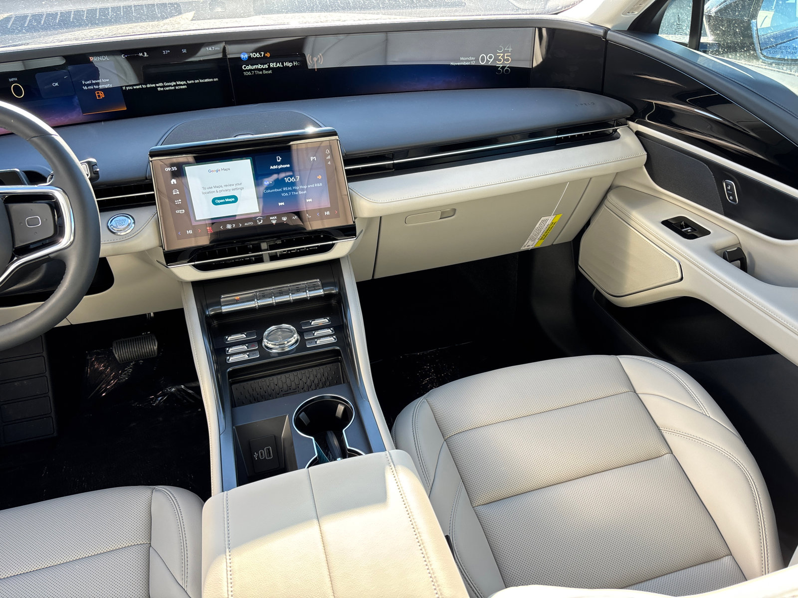 New 2026 Lincoln Nautilus Premier image 32