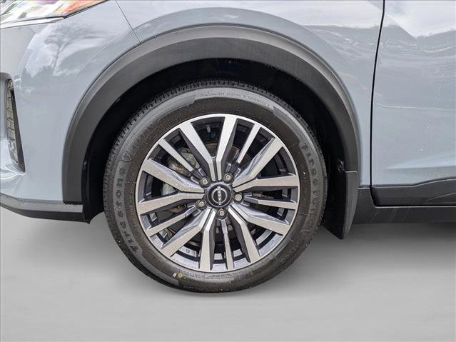 Certified 2023 Nissan Kicks SV image 22