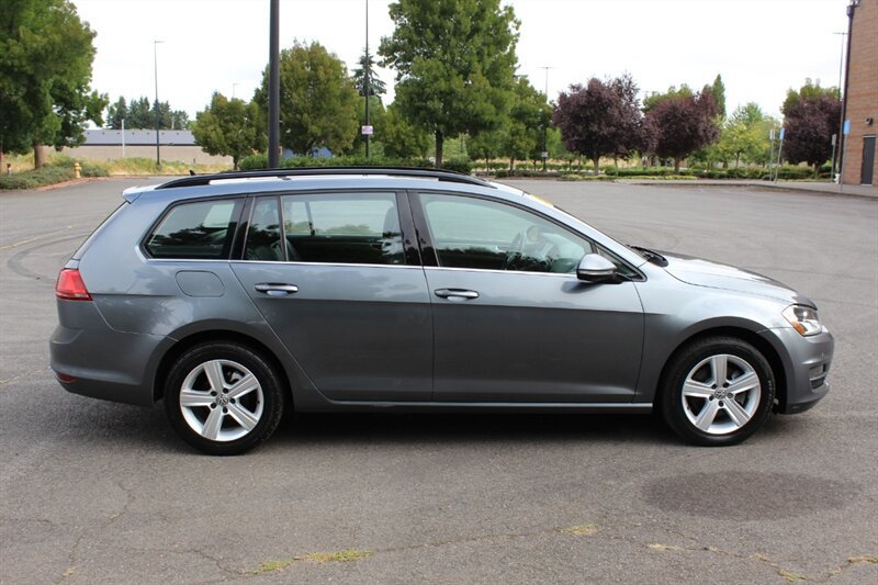 Used 2015 Volkswagen Golf TDI S FWD image 5
