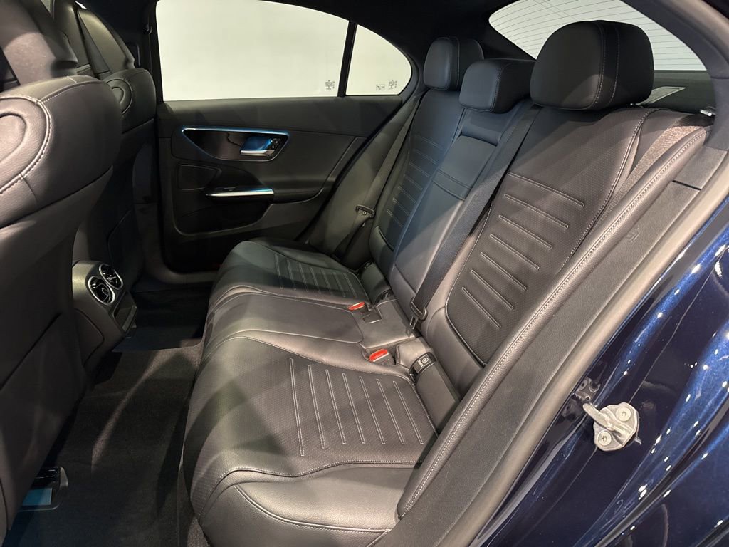 Used 2022 Mercedes-Benz C 300 4MATIC Sedan image 39