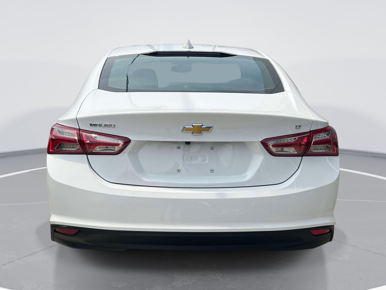 Used 2022 Chevrolet Malibu LT FWD image 5