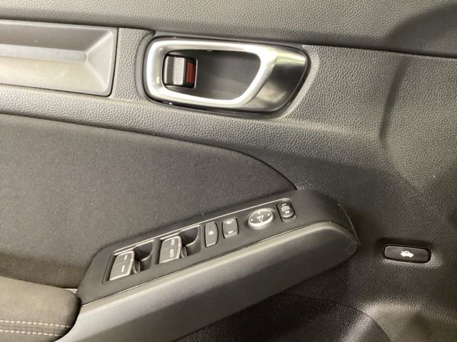 Used 2025 Honda Civic Sport image 16