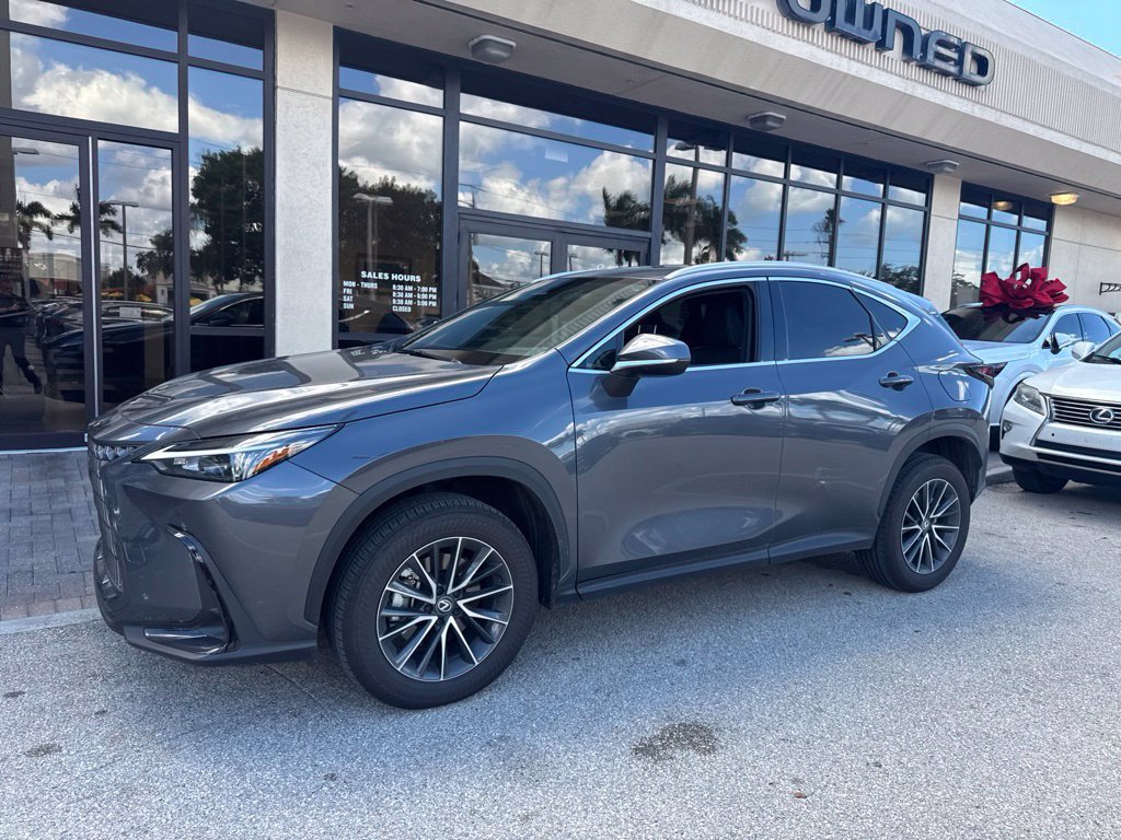 Used 2024 Lexus NX 350h AWD image 10