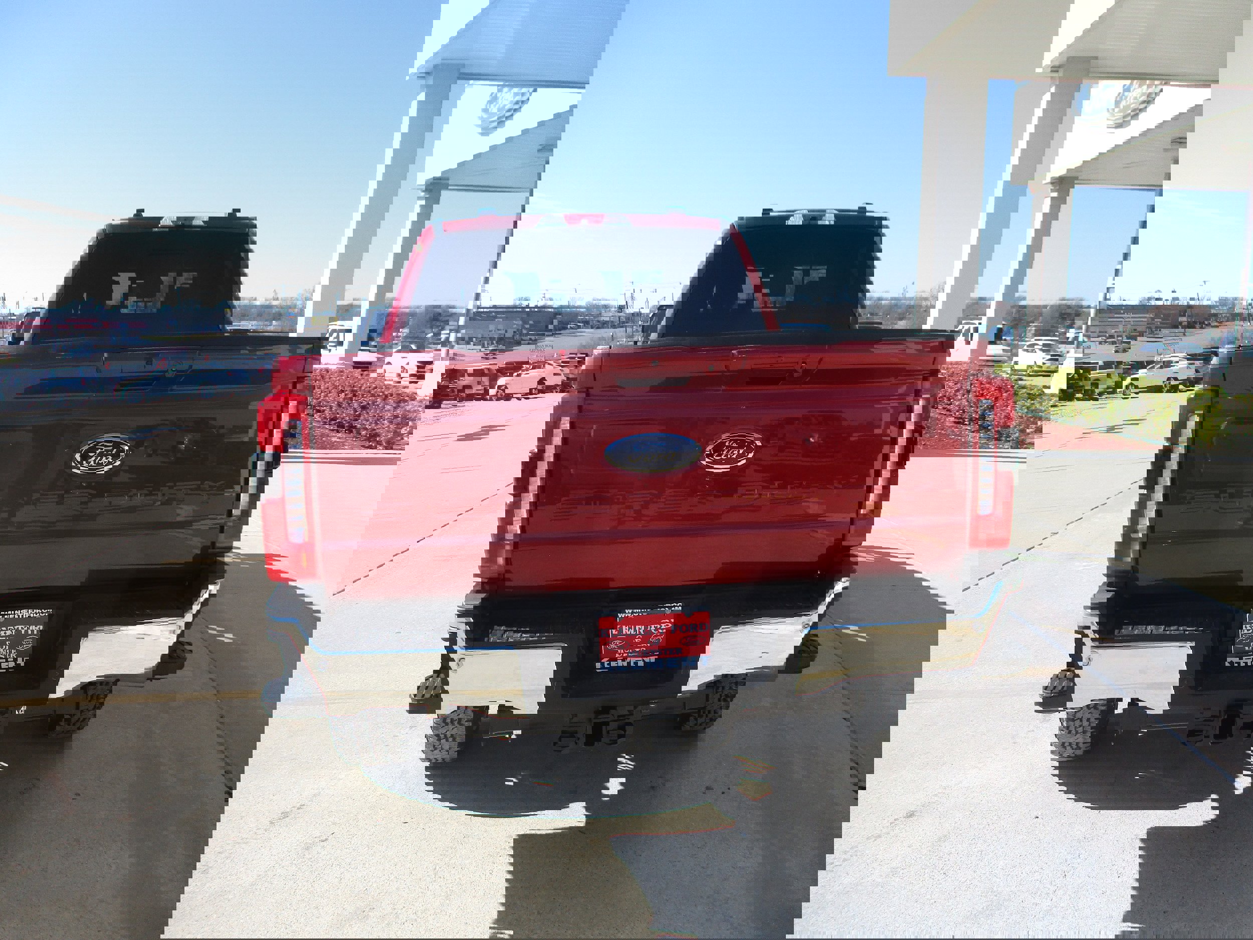 New 2025 Ford F250 Lariat w/ Lariat Ultimate Package image 3