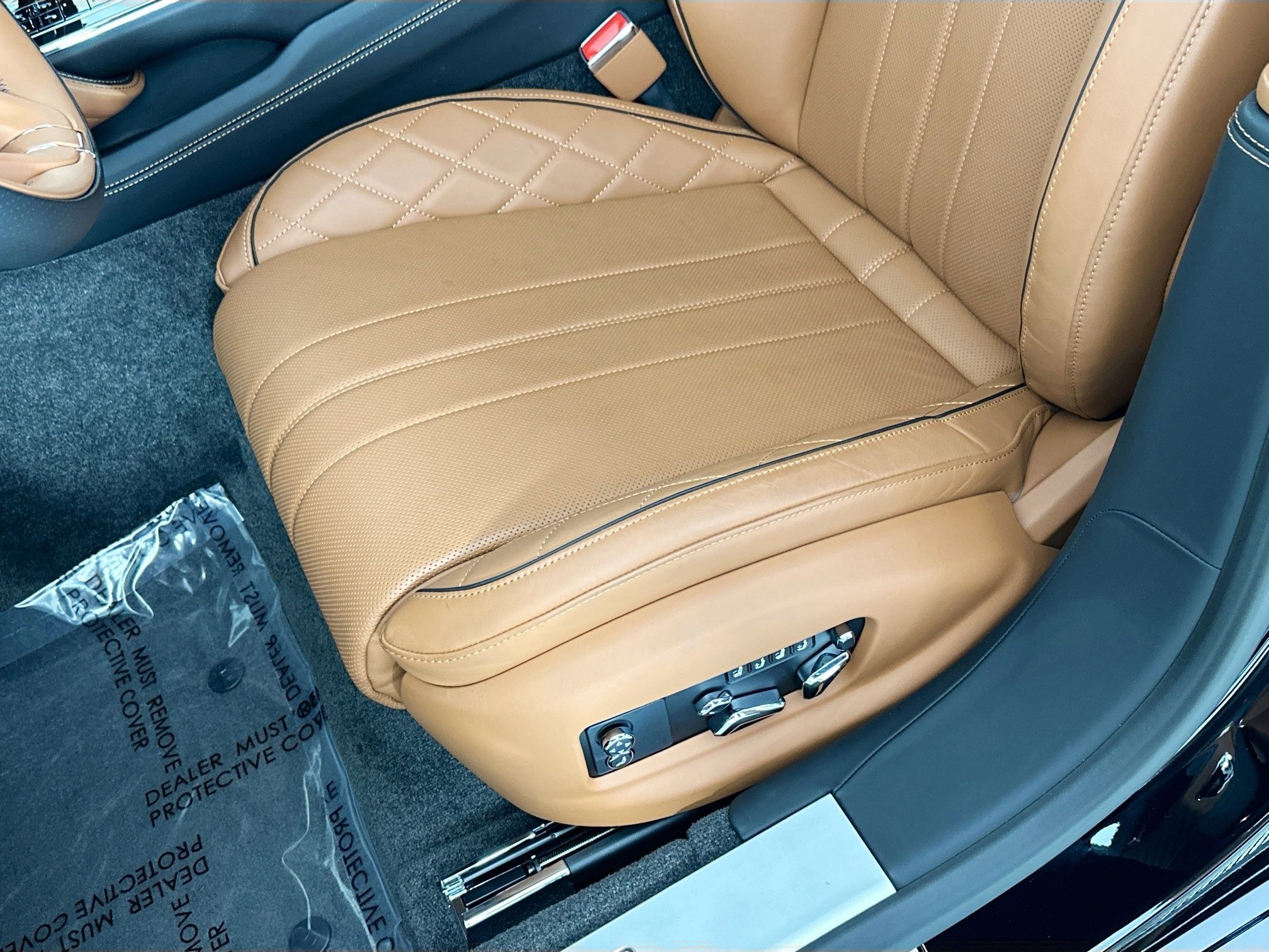 Certified 2024 Bentley Flying Spur W12 image 19