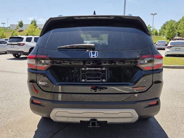Used 2025 Honda Pilot TrailSport image 5