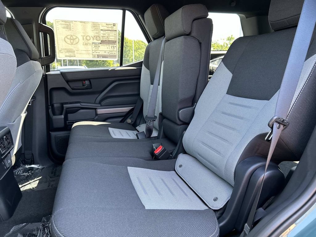 New 2026 Toyota 4Runner TRD Off-Road AWD/4WD image 18