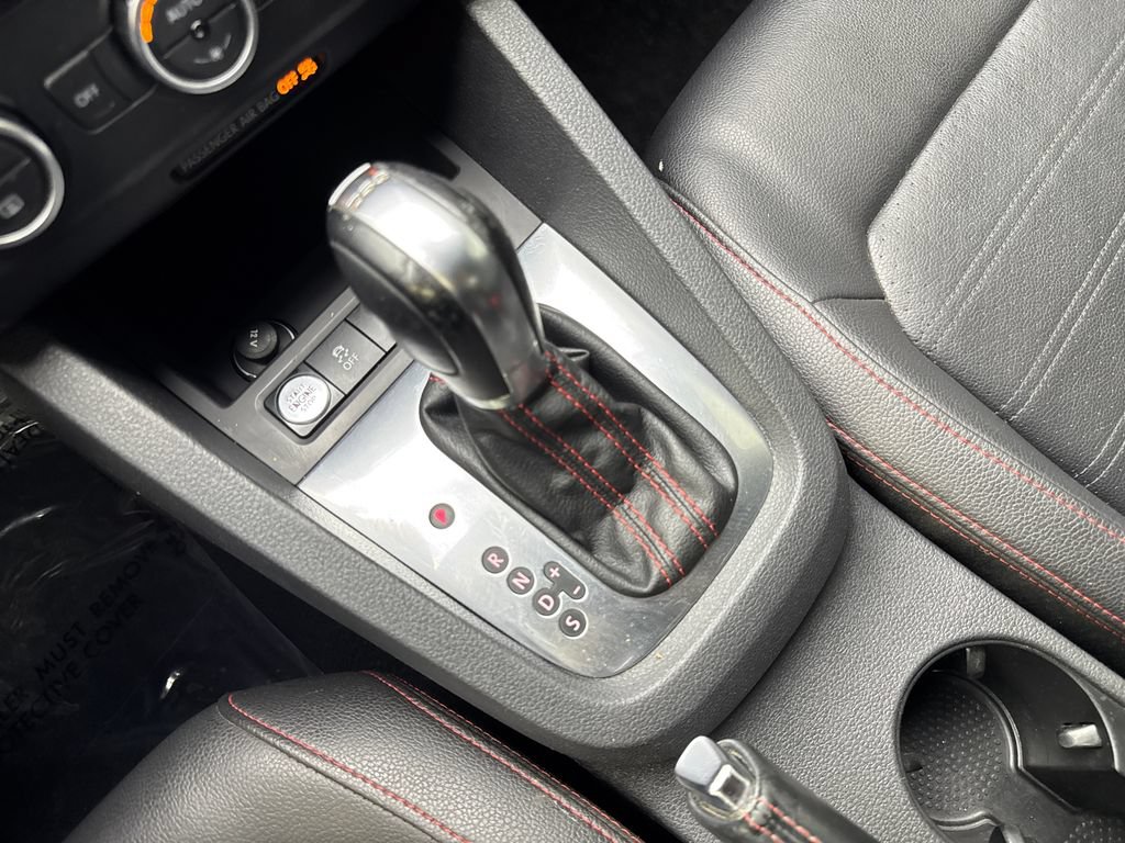 Used 2014 Volkswagen Jetta GLI Autobahn FWD image 56