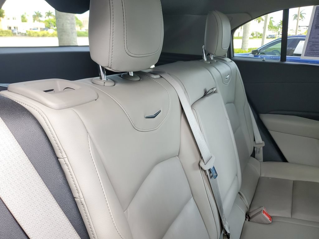 Used 2022 Cadillac XT4 Premium Luxury w/ Safety Alert Package FWD image 25