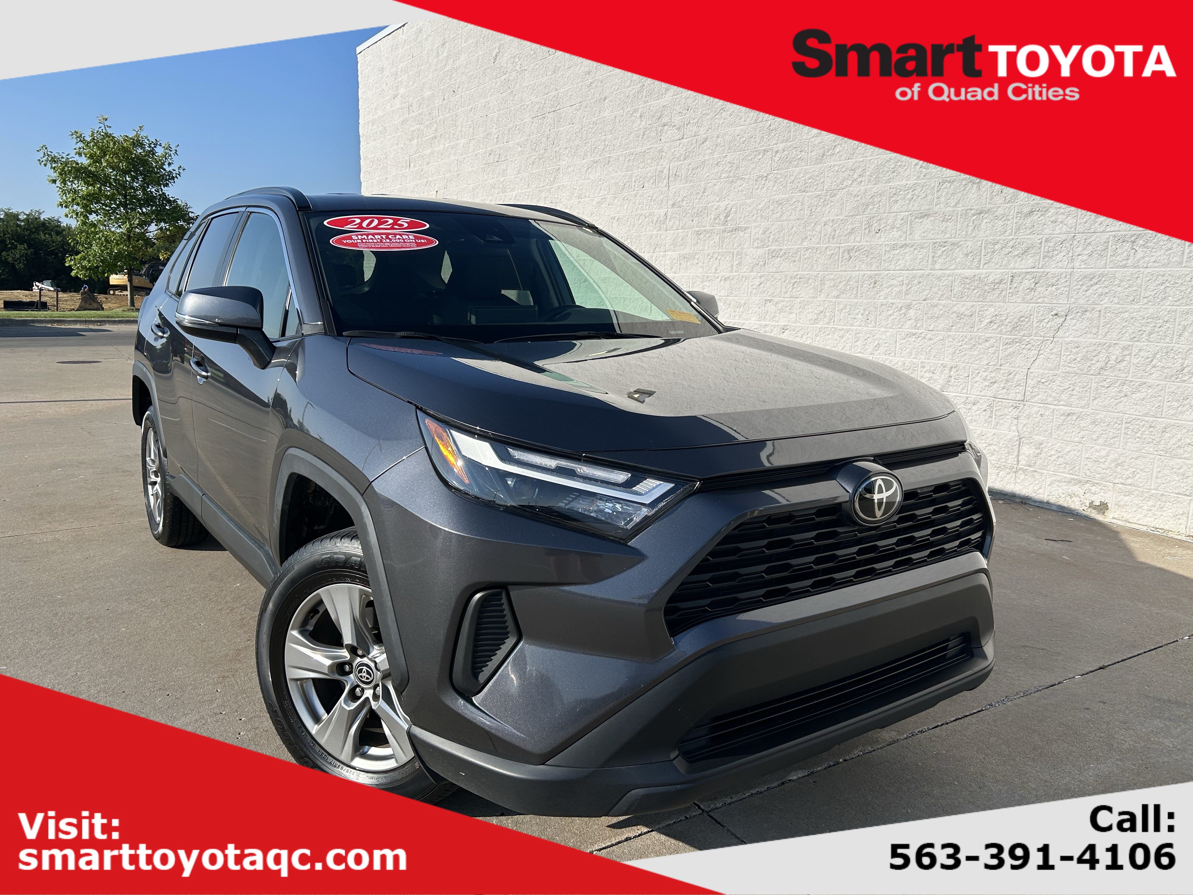 Certified 2025 Toyota RAV4 XLE FWD image 1