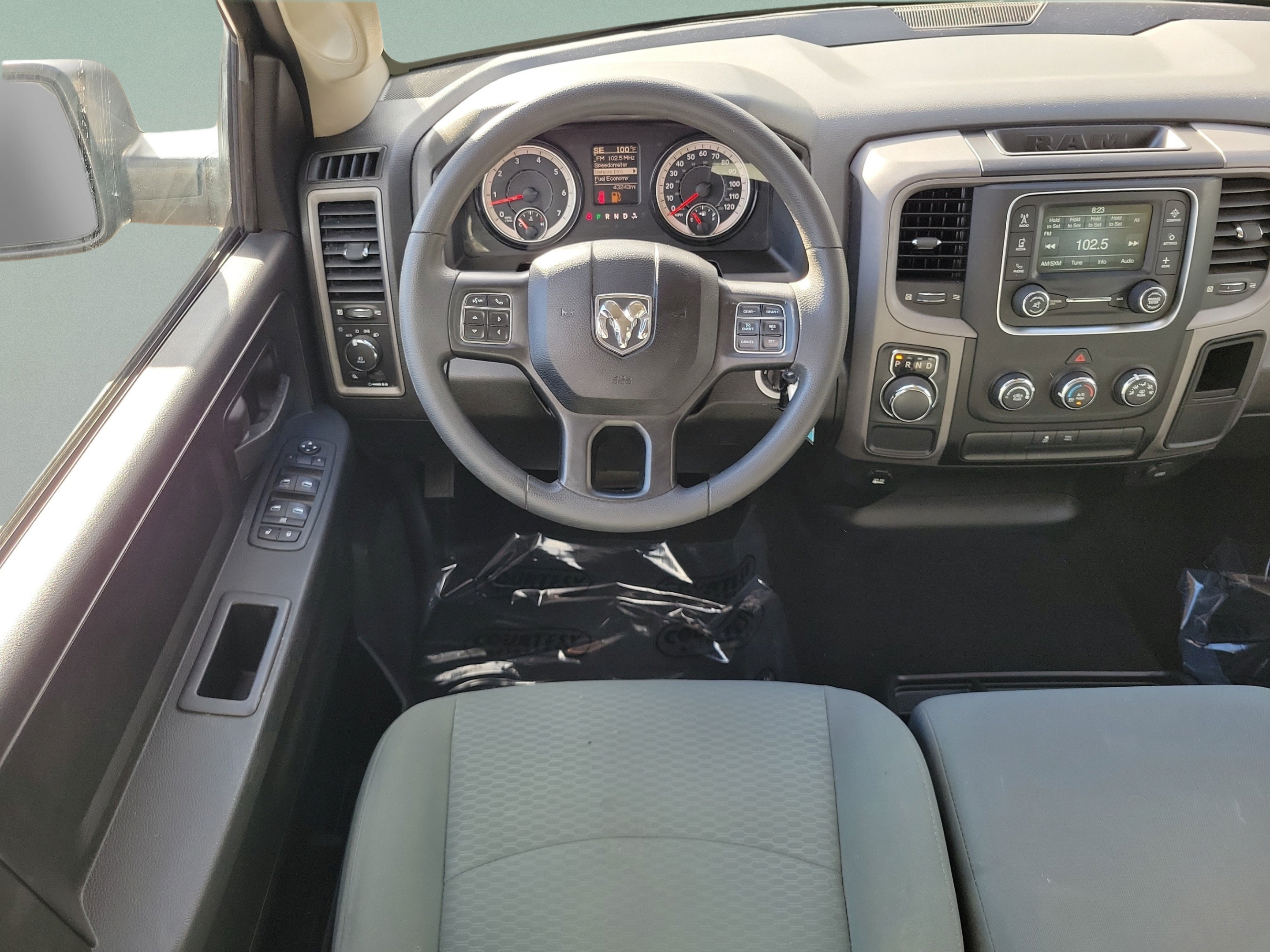 Used 2020 RAM 1500 Tradesman w/ Tradesman SXT Package RWD image 8