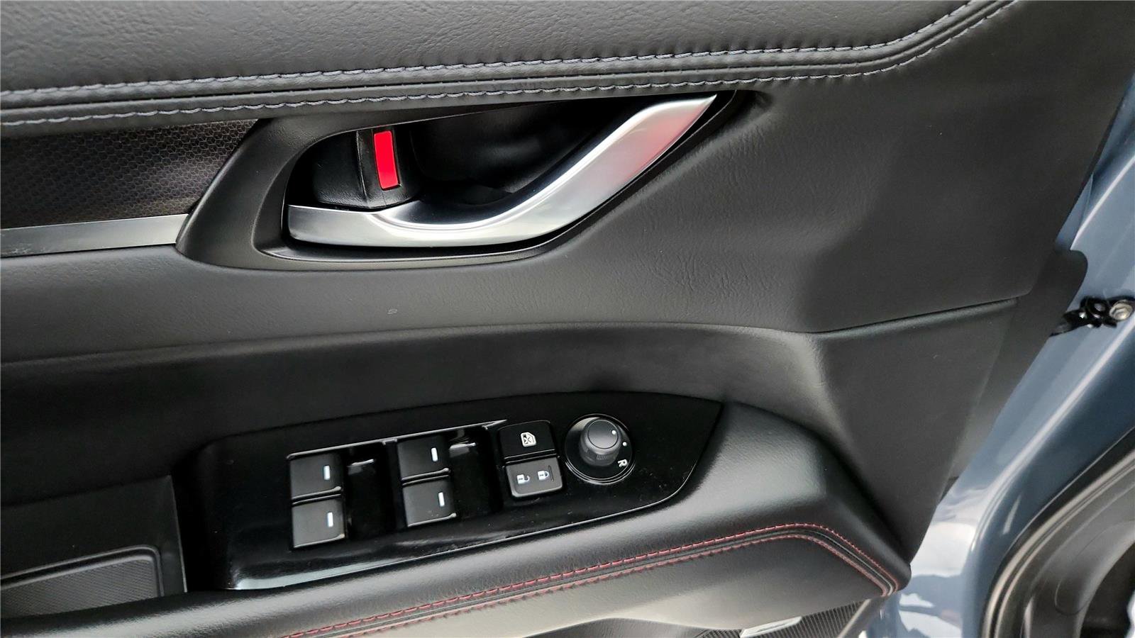 Used 2023 MAZDA CX-5 Carbon Edition image 23