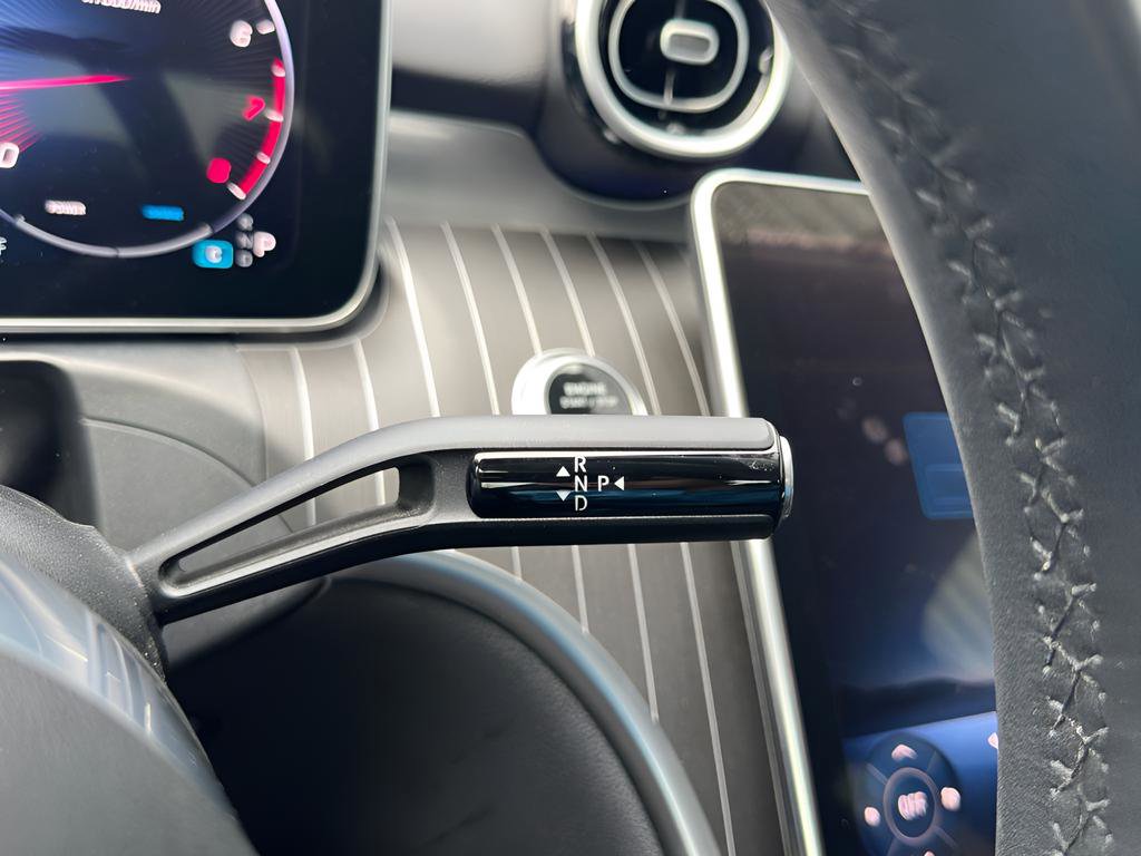 Used 2023 Mercedes-Benz C 300 Sedan image 40