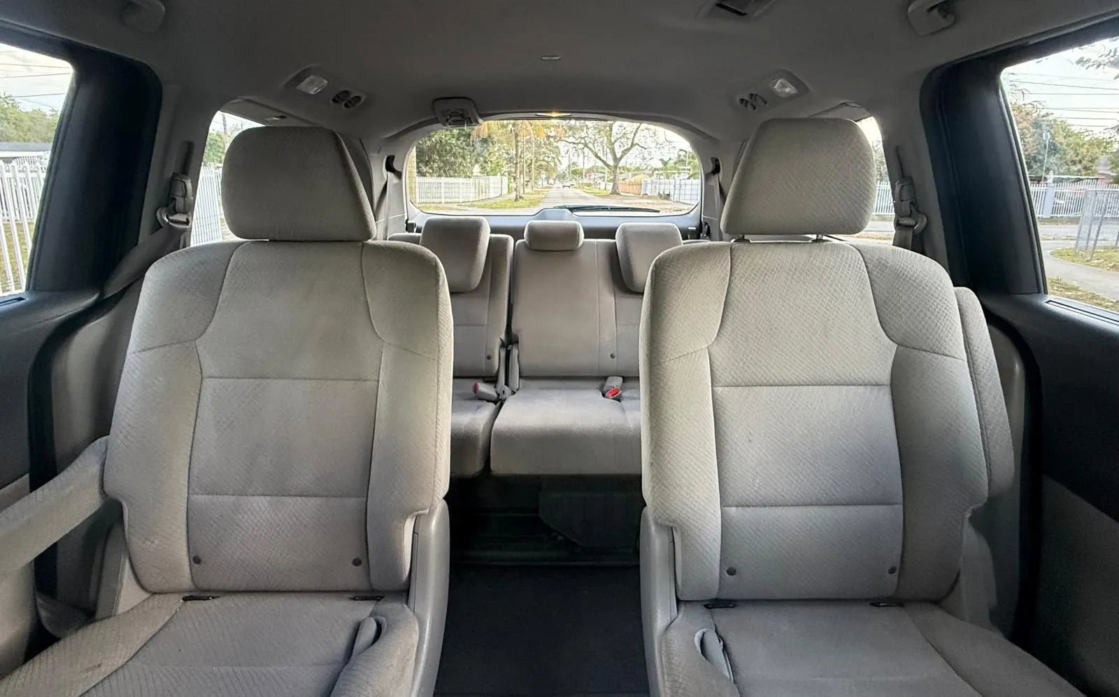 Used 2016 Honda Odyssey SE image 16