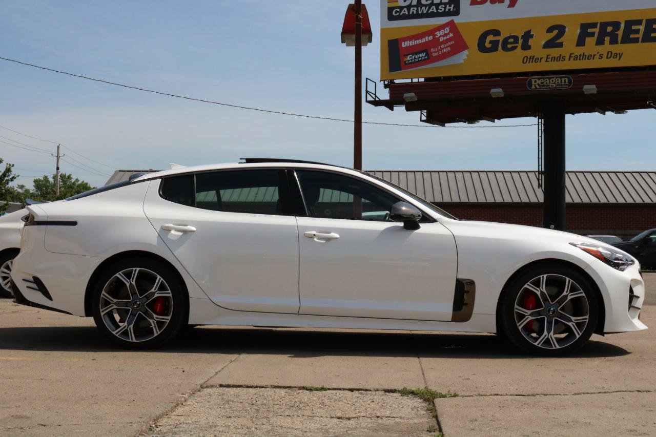 Used 2020 Kia Stinger GT2 AWD/4WD image 10