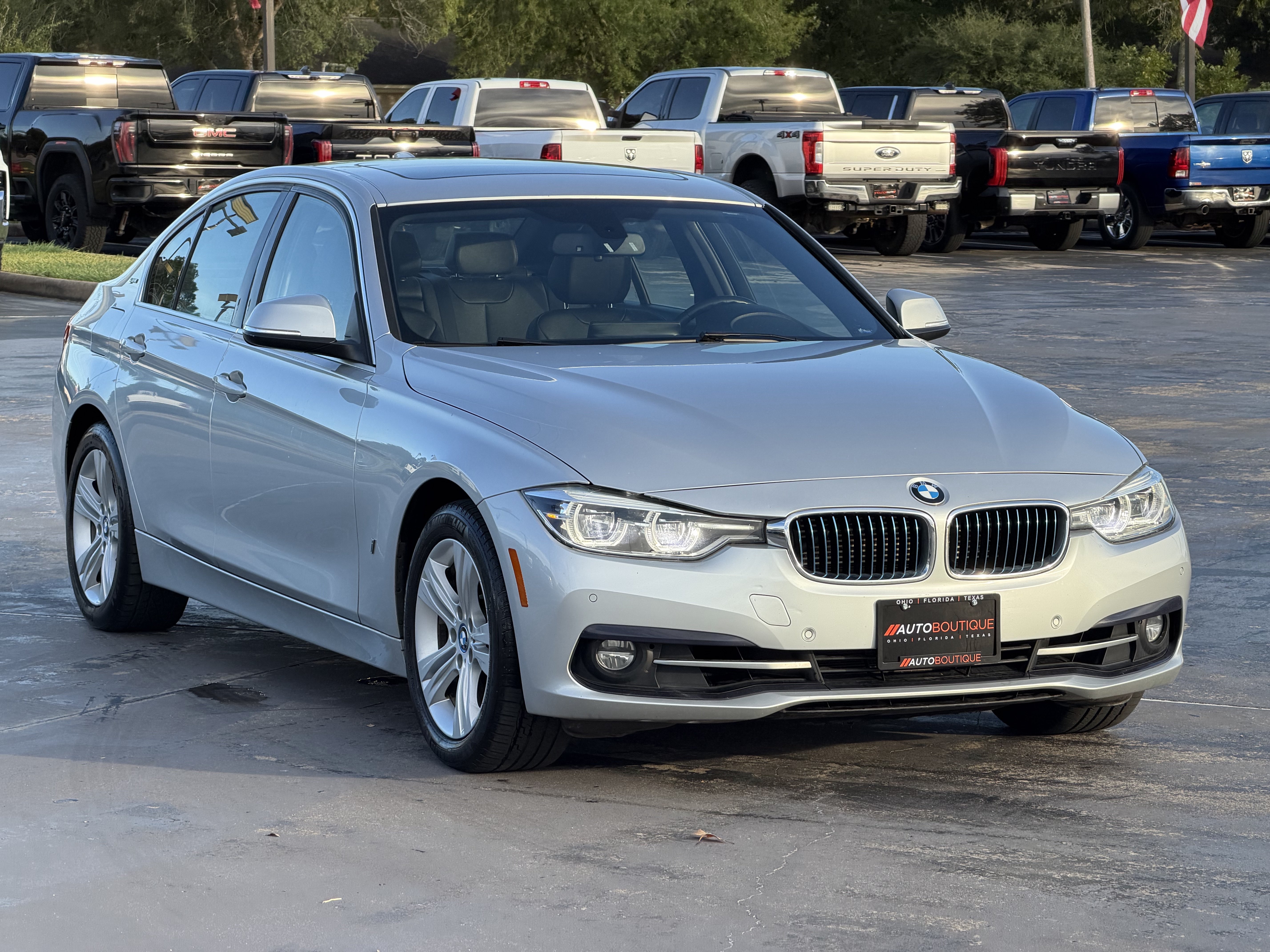 Used 2017 BMW 330e RWD image 3