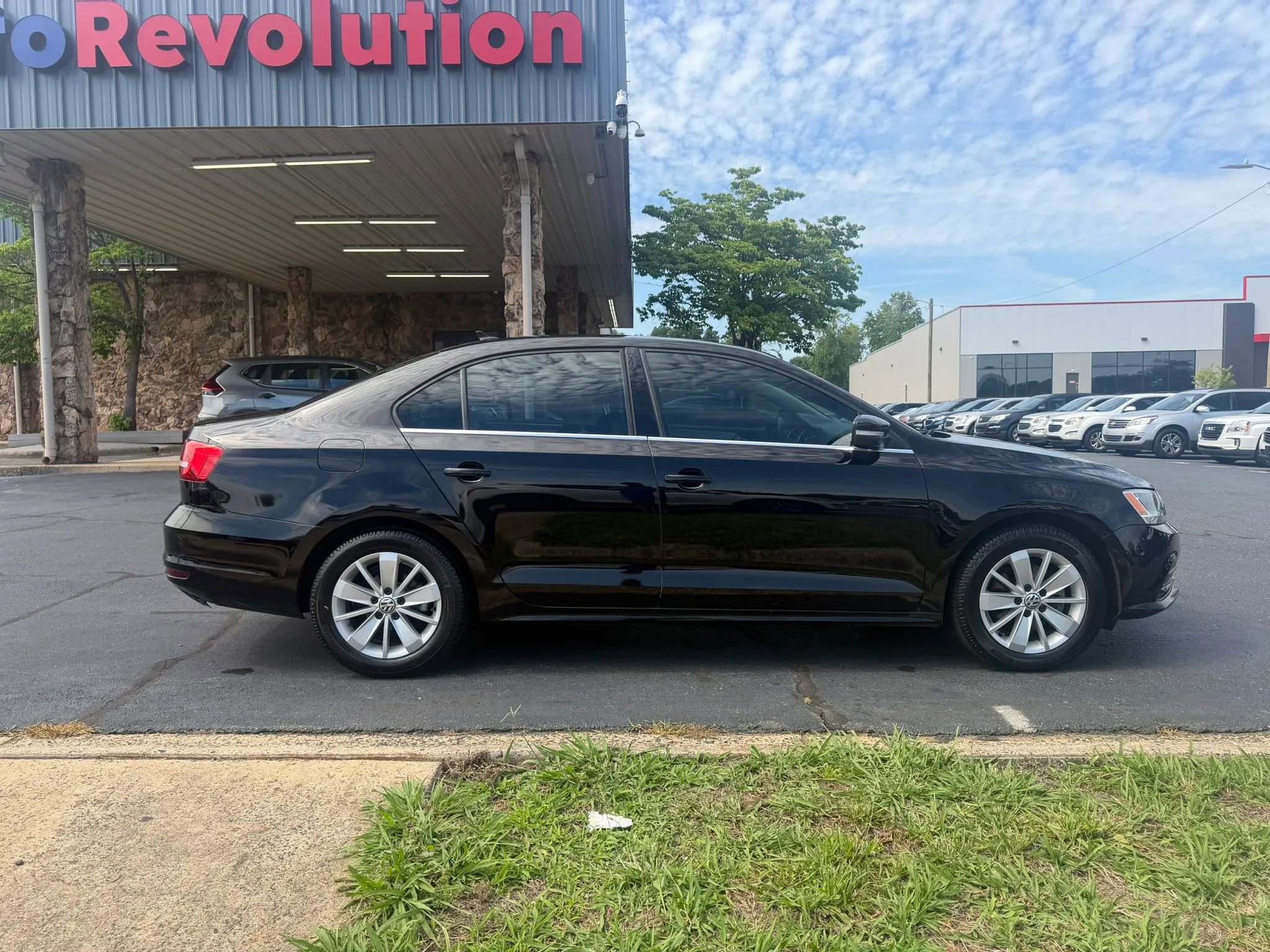 Used 2015 Volkswagen Jetta SE FWD image 8