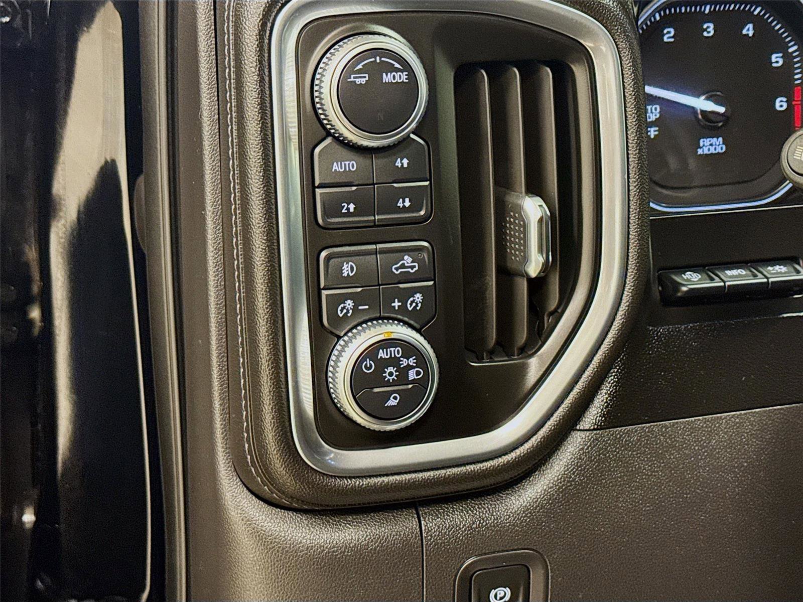 Used 2020 GMC Sierra 1500 Denali w/ Denali Ultimate Package AWD/4WD image 10