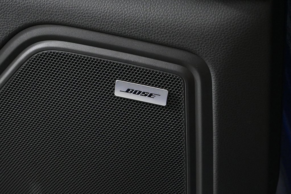 New 2025 Porsche Macan image 7