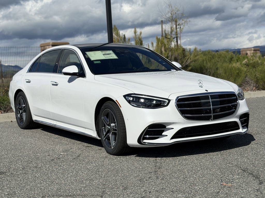 New 2026 Mercedes-Benz S 580e 4MATIC Sedan image 5