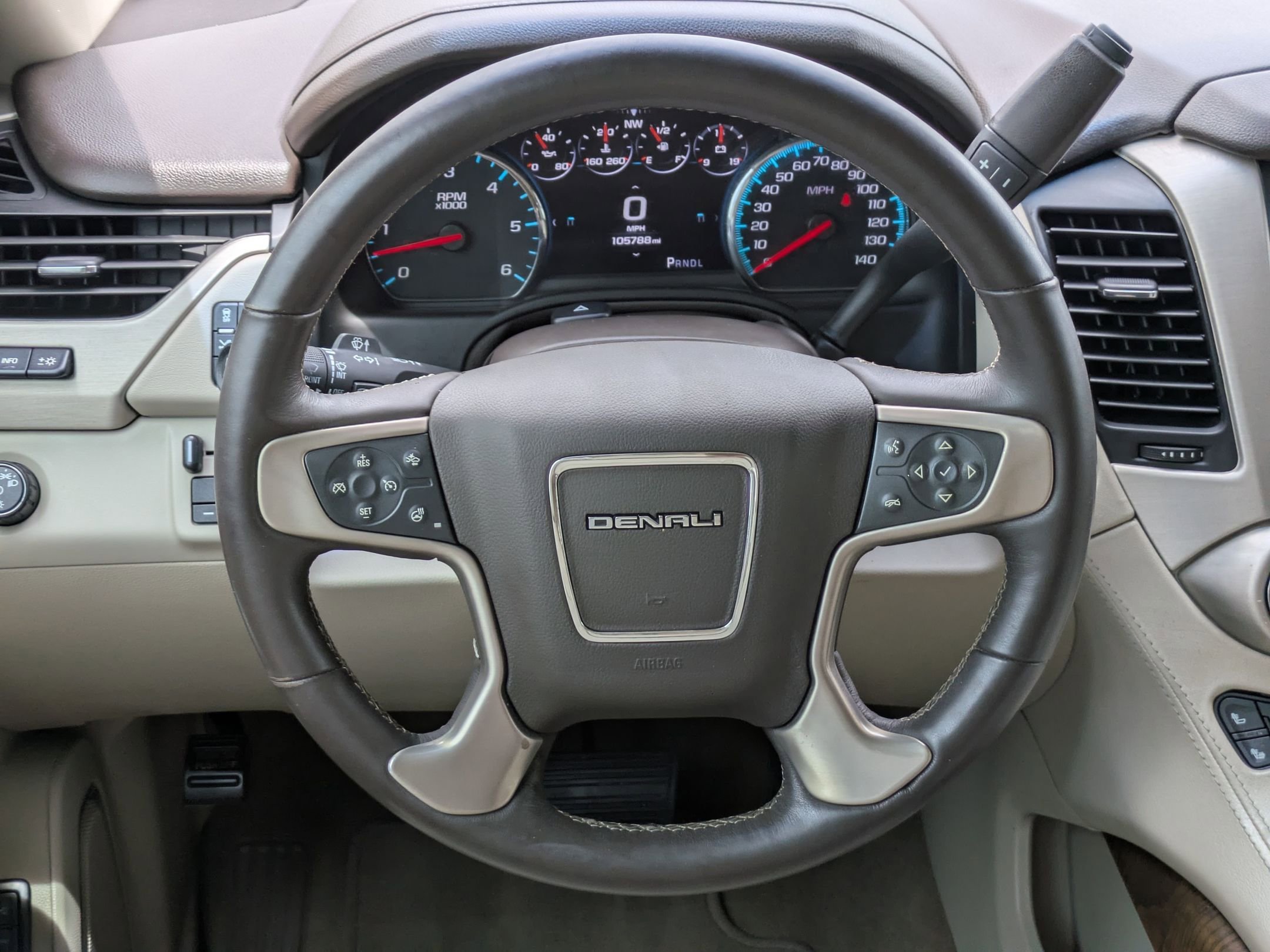 Used 2018 GMC Yukon XL Denali w/ Denali Ultimate Package RWD image 18