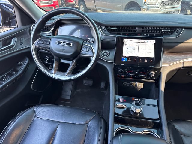 Used 2021 Jeep Grand Cherokee L Limited AWD/4WD image 12