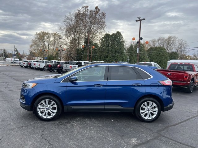 Used 2021 Ford Edge Titanium w/ Equipment Group 301A image 17