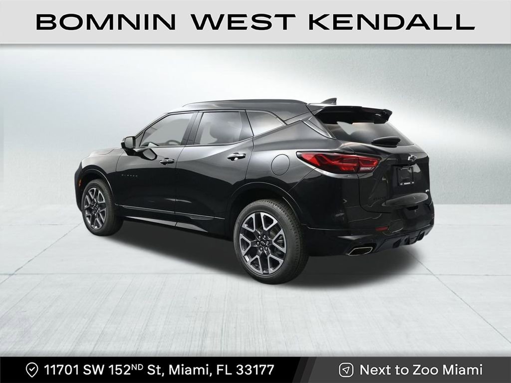 Used 2023 Chevrolet Blazer RS w/ Enhanced Convenience Package image 3
