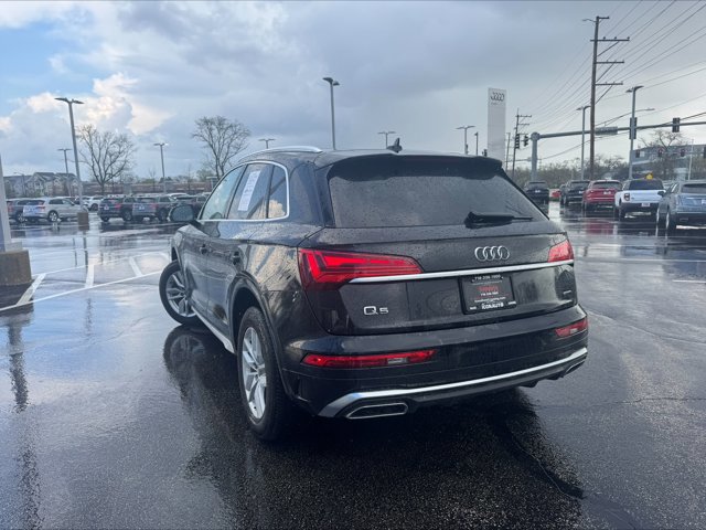 Used 2023 Audi Q5 2.0T Premium w/ Convenience Package AWD/4WD image 4