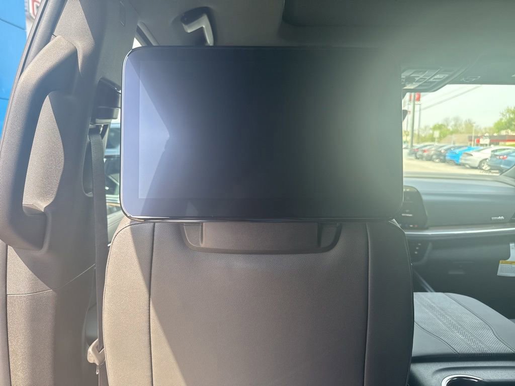 New 2026 Chevrolet Tahoe High Country AWD/4WD image 23