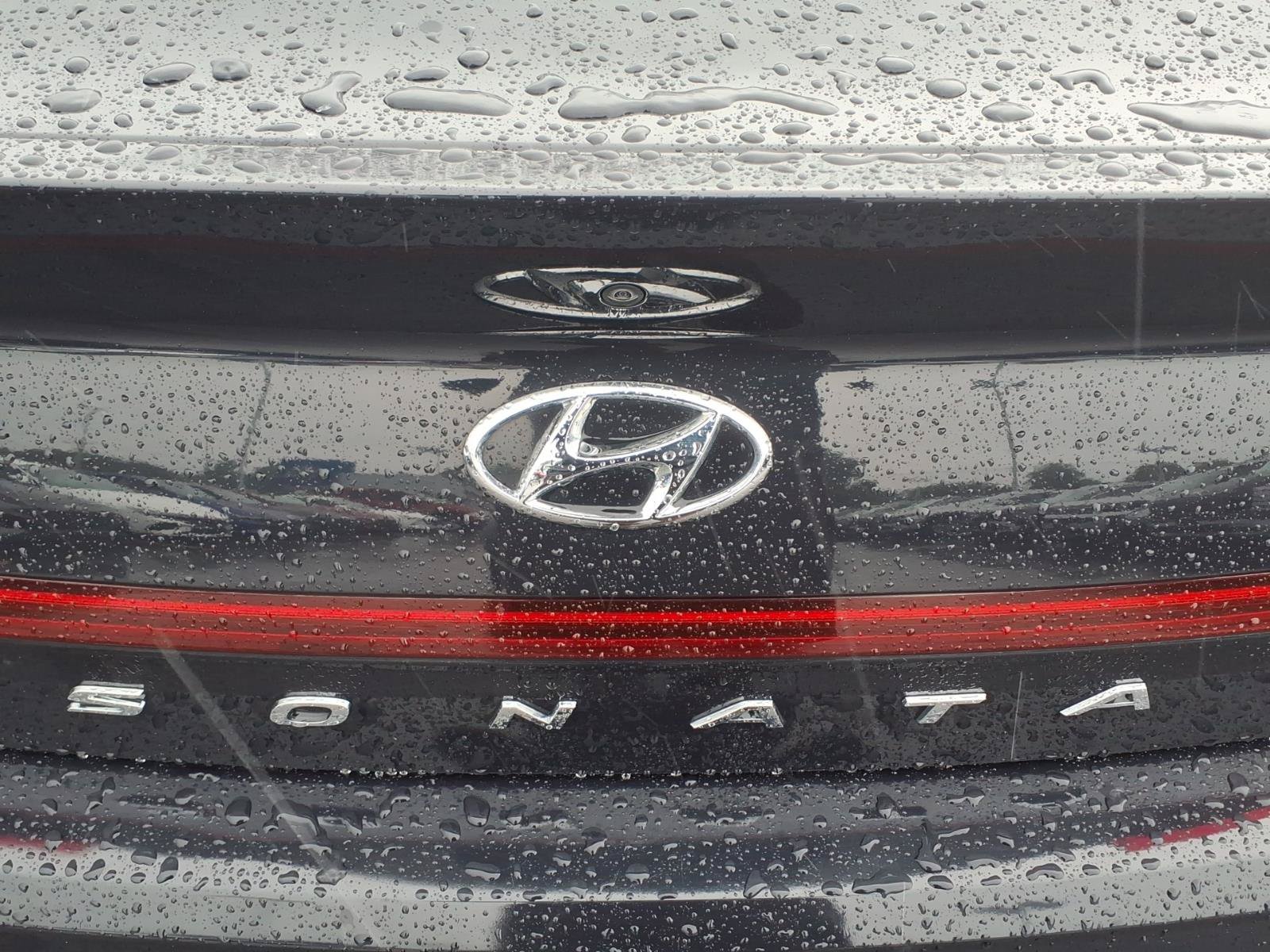 Certified 2023 Hyundai Sonata SE w/ Cargo Package FWD image 14