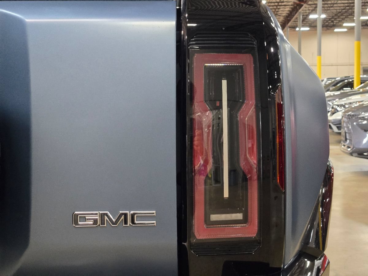 Used 2024 GMC Hummer EV 3X w/ Omega Edition AWD/4WD image 16