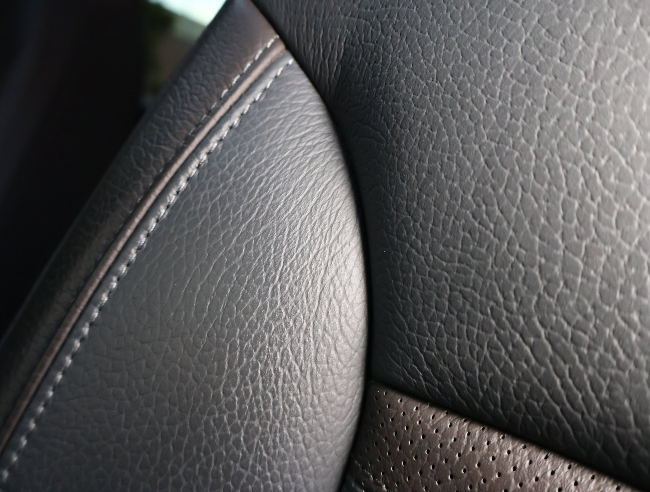 Used 2023 GMC Sierra 2500 Denali image 12