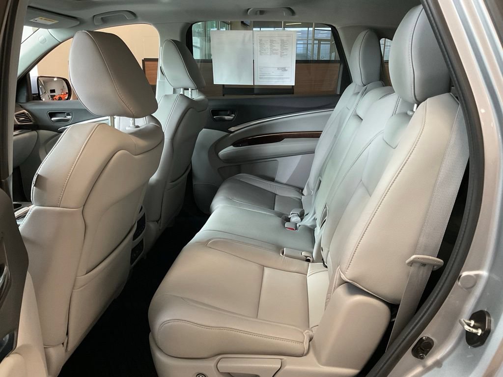 Certified 2018 Acura MDX SH-AWD w/ Technology Package image 24