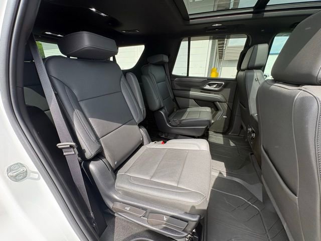 Used 2023 Chevrolet Tahoe Z71 w/ Luxury Package AWD/4WD image 34