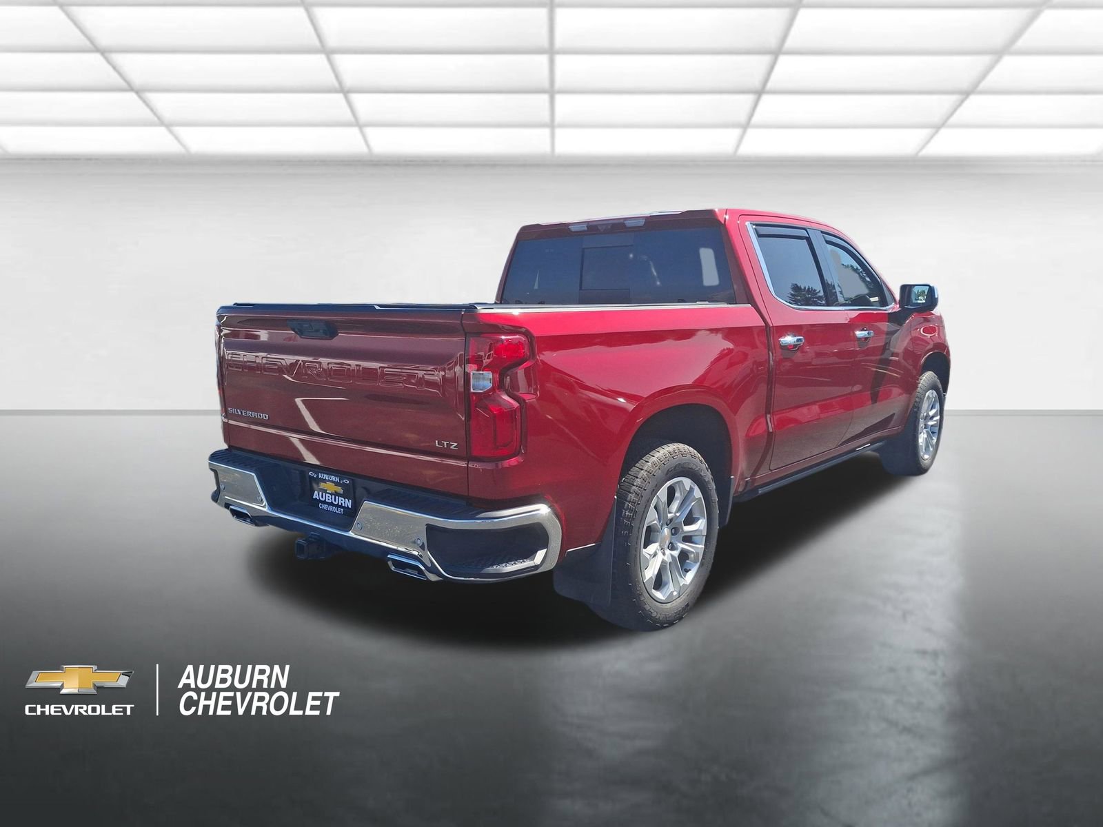 Certified 2024 Chevrolet Silverado 1500 LTZ AWD/4WD image 3