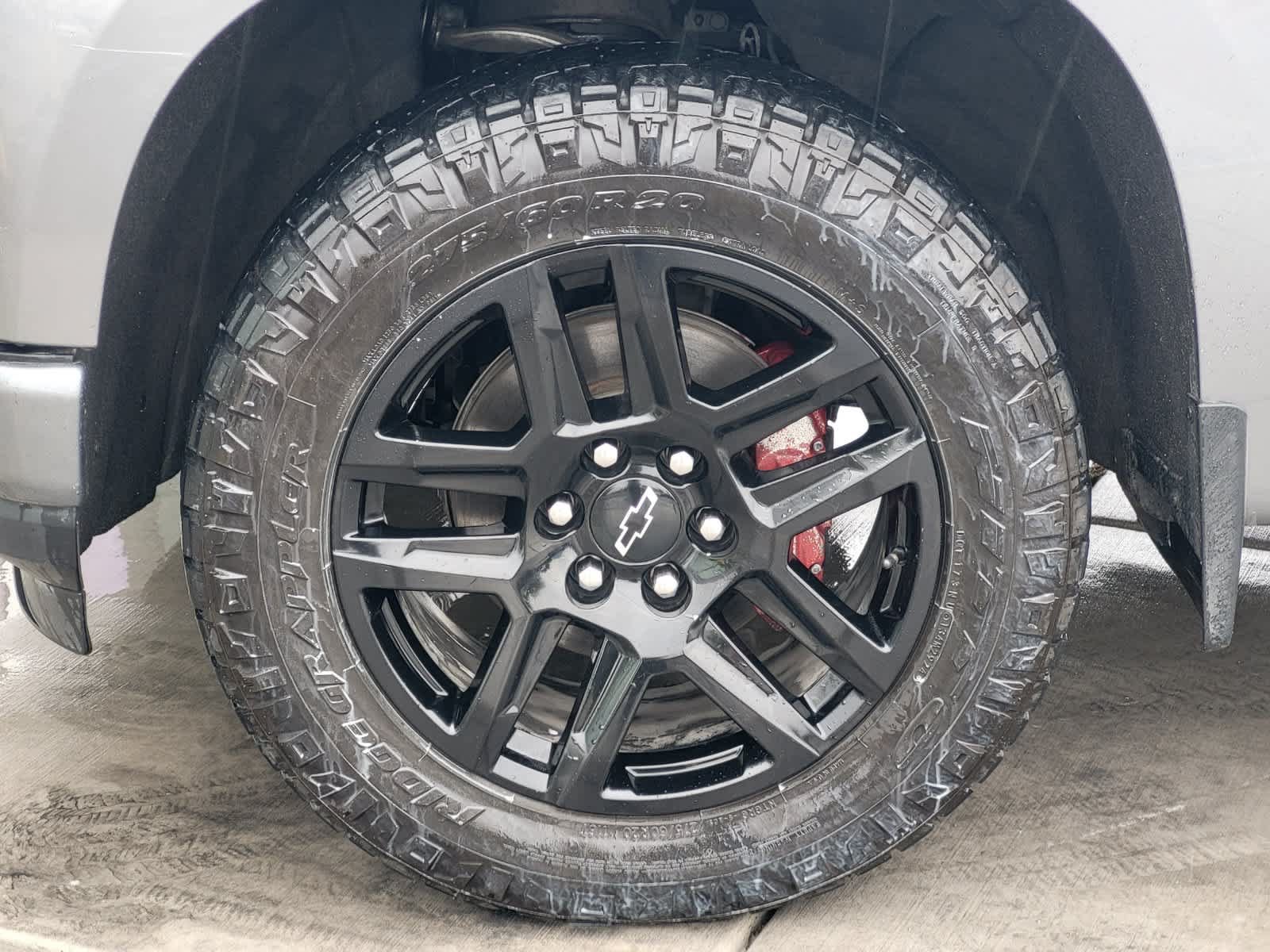 Used 2022 Chevrolet Silverado 1500 Custom w/ LPO, Blackout Package AWD/4WD image 9