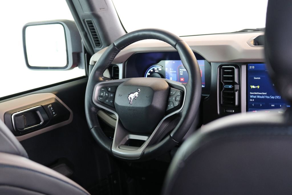 Used 2021 Ford Bronco Wildtrak image 32