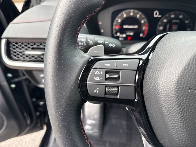 Used 2025 Acura ADX A-Spec image 17