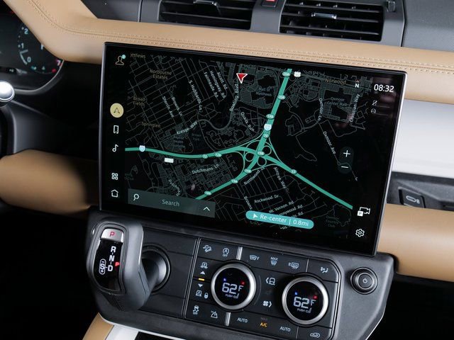 New 2026 Land Rover Defender 130 X-Dynamic SE AWD/4WD image 16