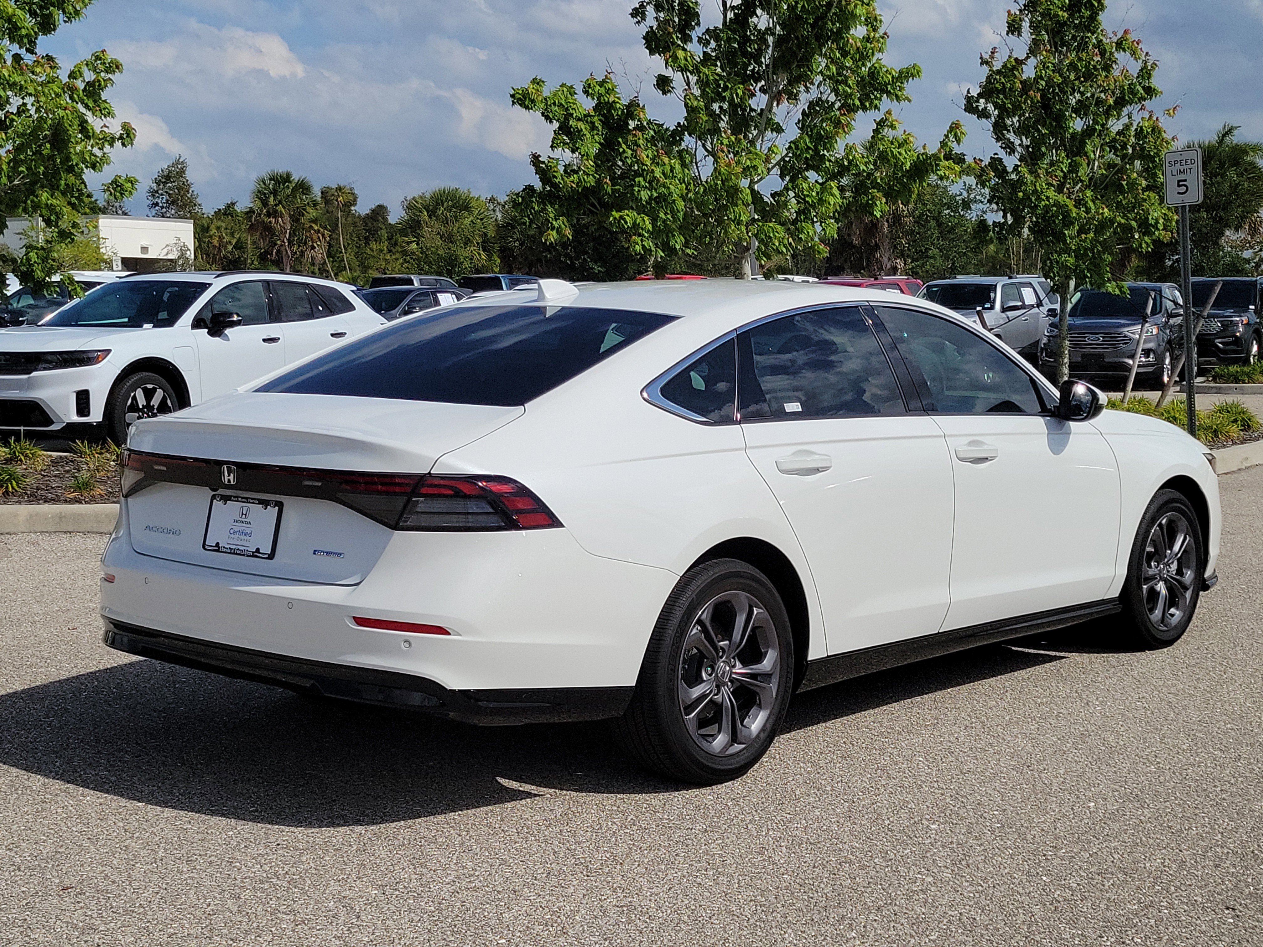 Certified 2024 Honda Accord EX-L image 6