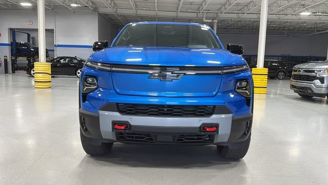 New 2026 Chevrolet Silverado EV Trail Boss AWD/4WD image 25