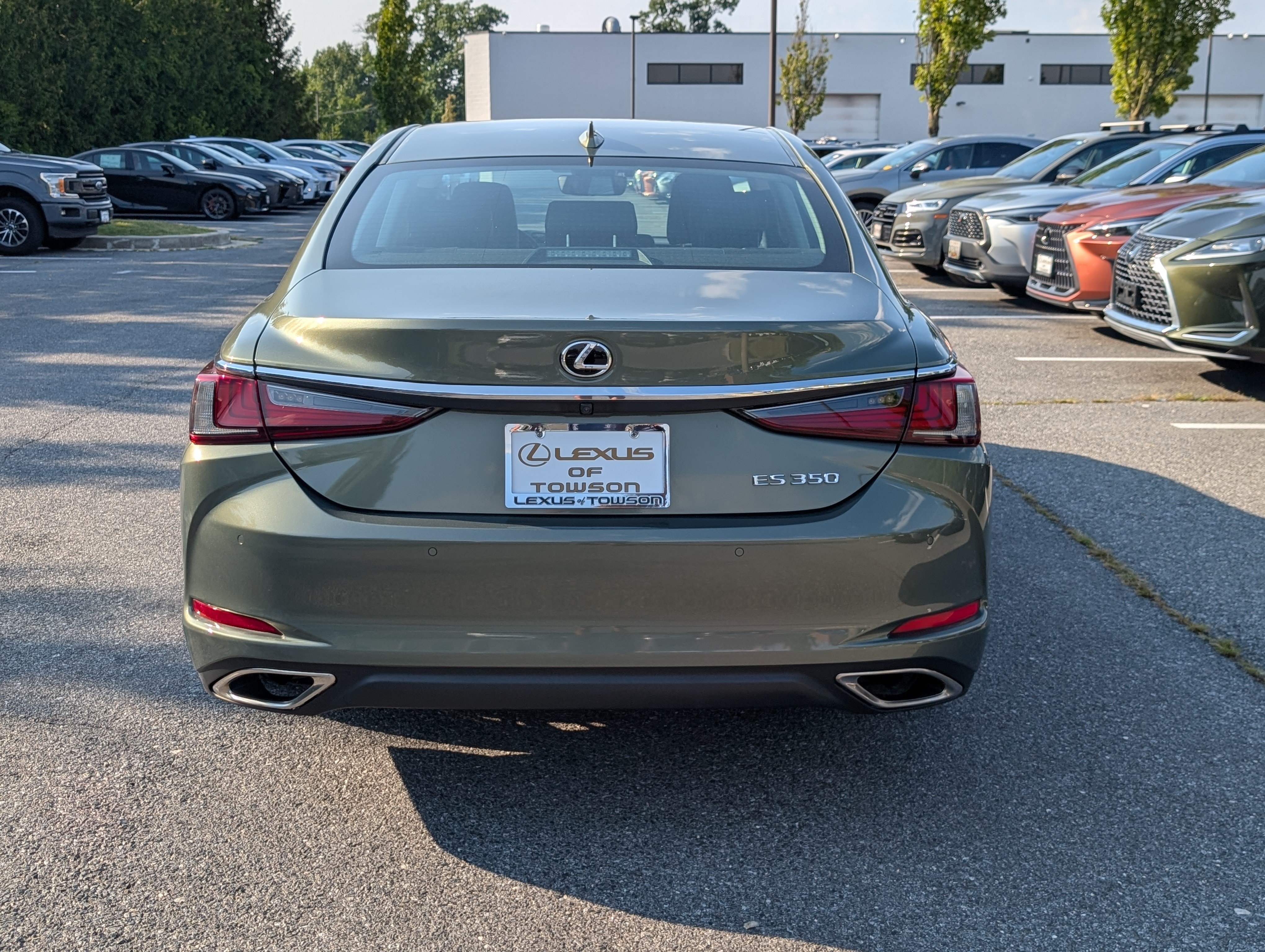 Used 2020 Lexus ES 350 w/ Premium Package FWD image 4