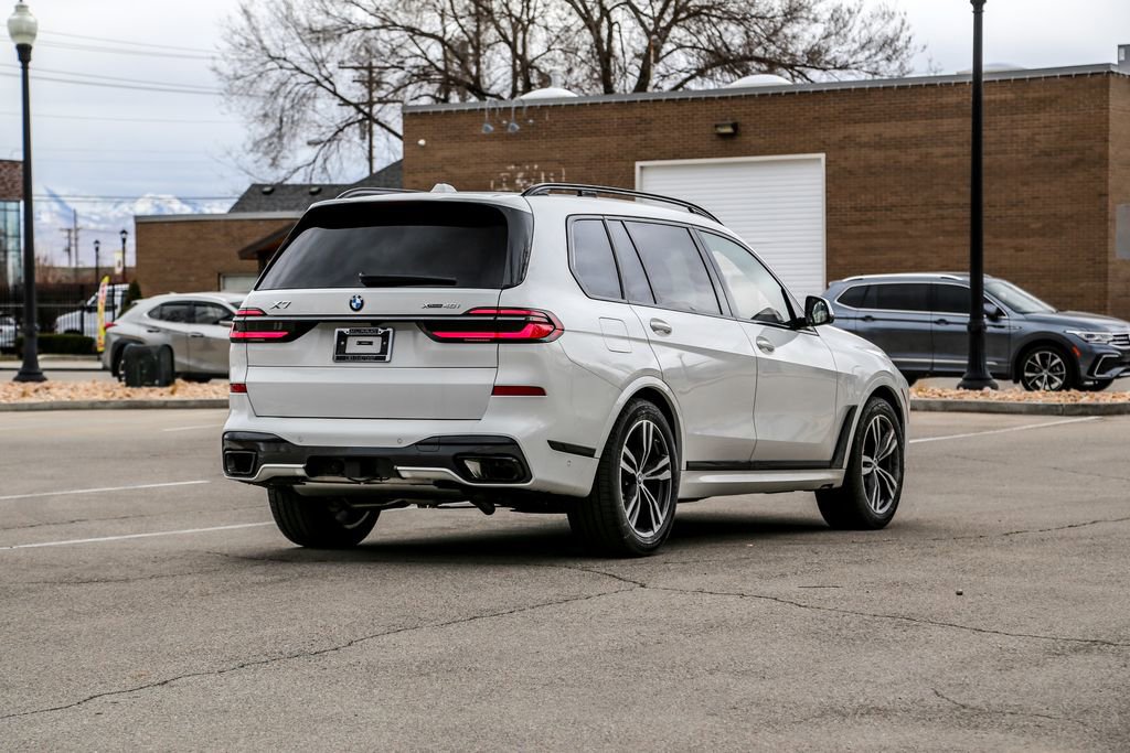 New 2026 BMW X7 xDrive40i w/ M Sport Package image 5