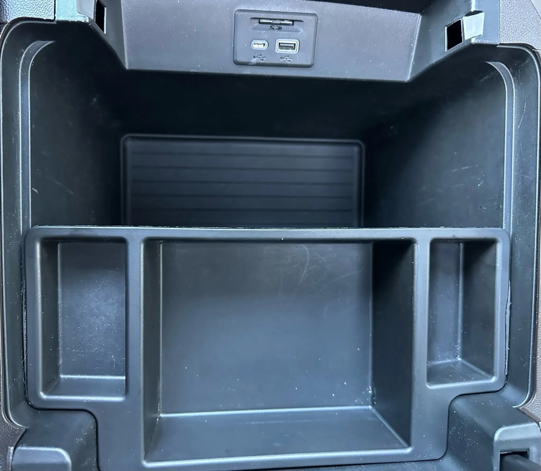 Used 2021 GMC Yukon SLT w/ SLT Luxury Plus Package image 24