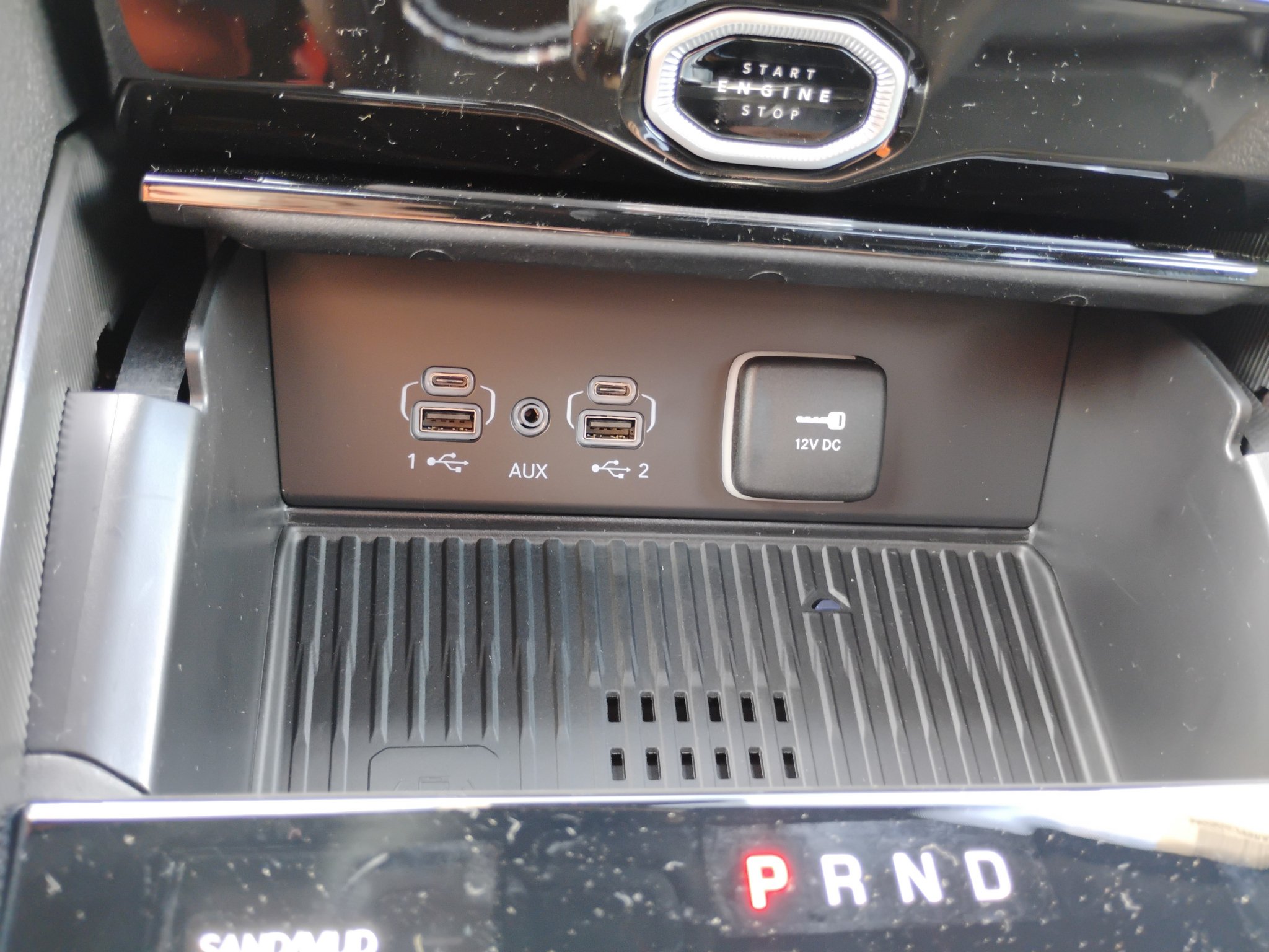 New 2027 Jeep Grand Cherokee Altitude AWD/4WD image 24
